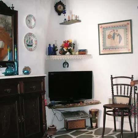 בית נופש 3-level Doll House In Kea Ioulida/chora, Cyclades Ioulis