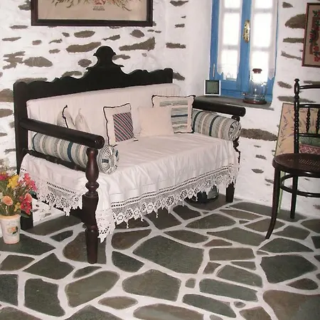 3-level Doll House In Kea Ioulida/chora, Cyclades Holiday home *