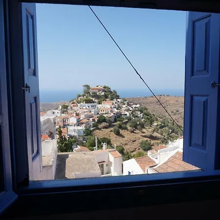 3-level Doll House In Kea Ioulida/chora, Cyclades Ioulis